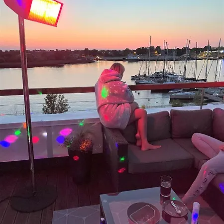 Rannakivi Penthouse Апартаменти